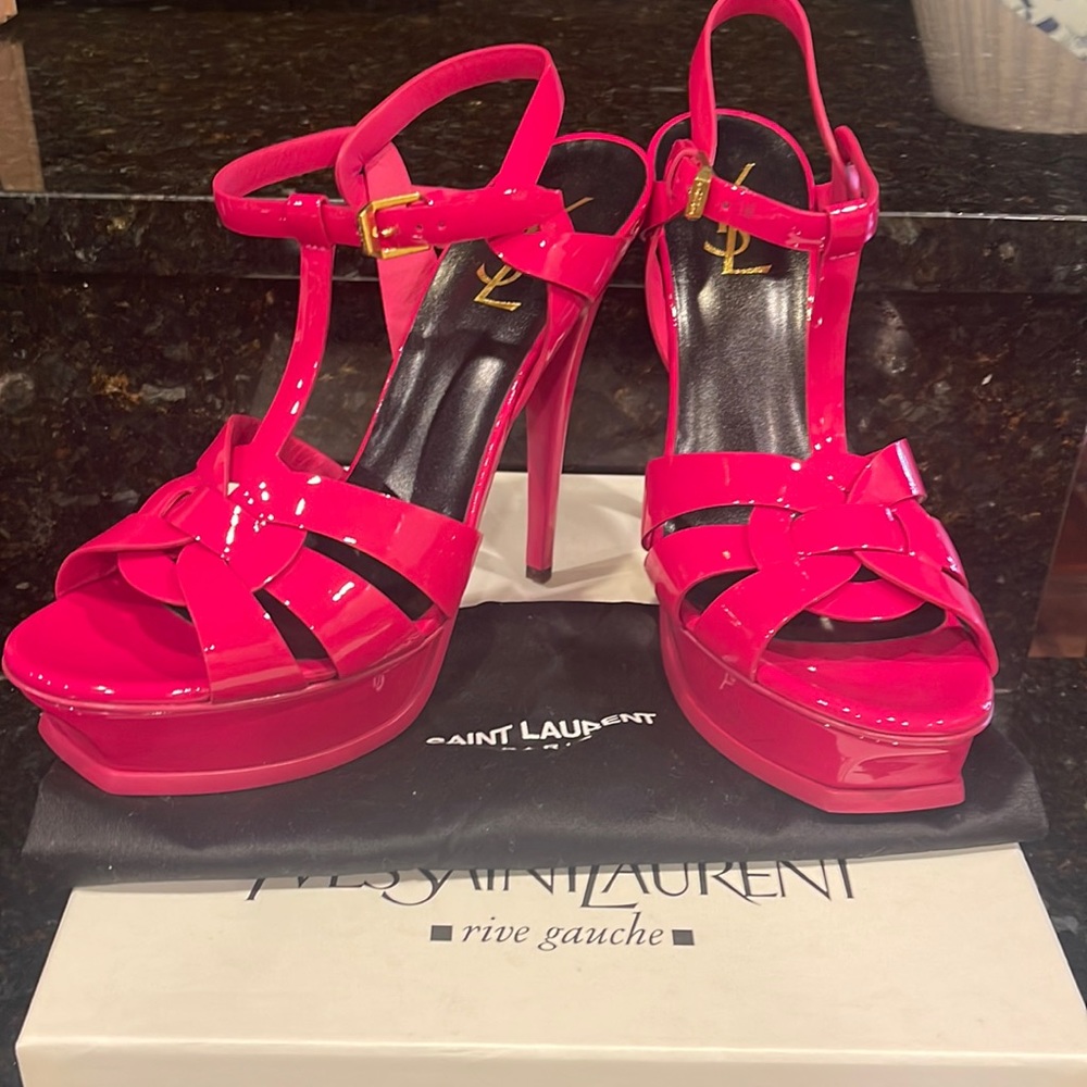 YSL Tribute platform Sandals: bubblegum patent leather size 40.5 box & shoe bag